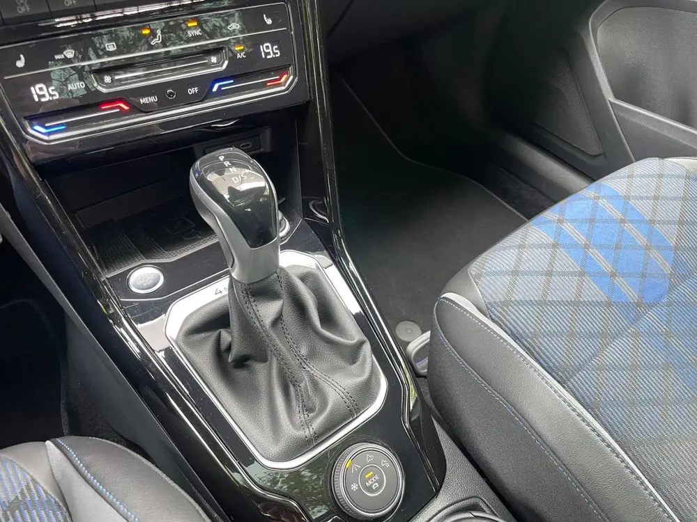 Volkswagen T-Roc R AKRA PANO SFEER CARPLAY CAMERA DIGITAAL C uit 2023, foto 20