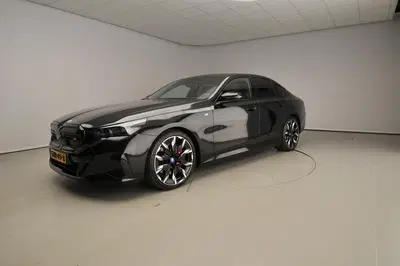 BMW i5 M60 xDrive uit 2024