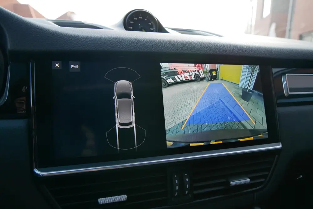 Porsche Cayenne 3.0 E-Hybrid. pano. sportchrono. memory. luc uit 2019, foto 19