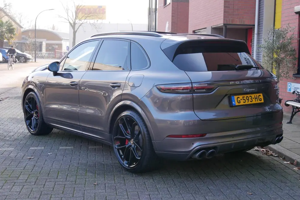 Porsche Cayenne 3.0 E-Hybrid. pano. sportchrono. memory. luc uit 2019, foto 5