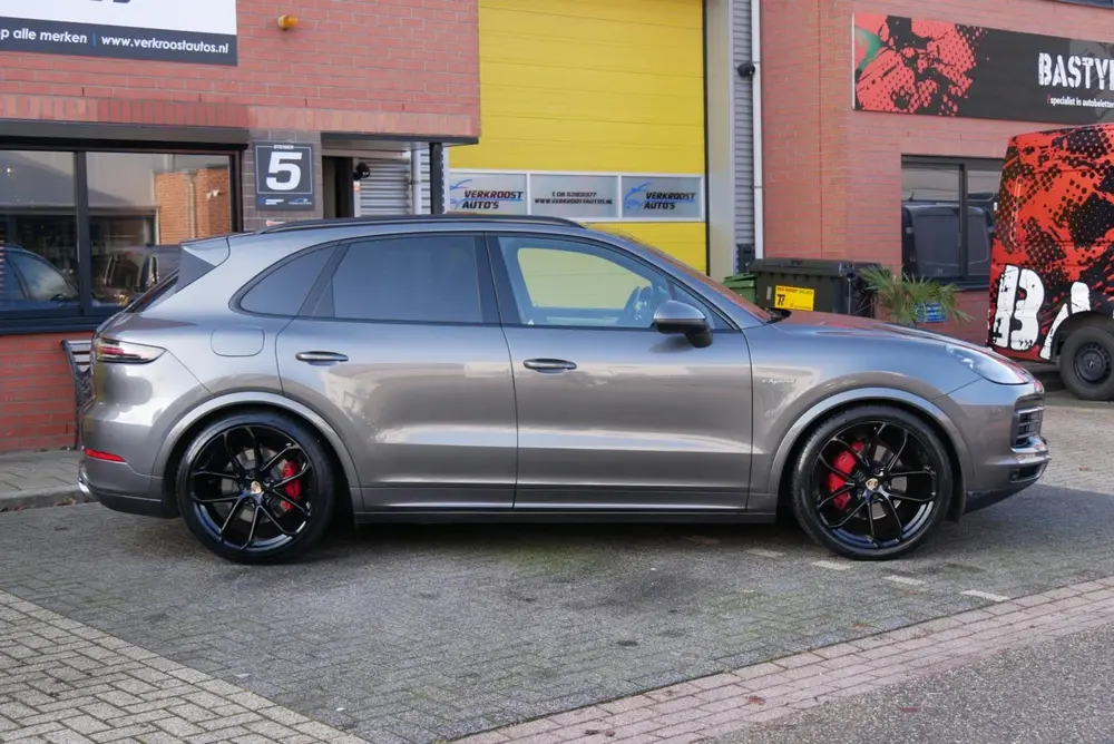 Porsche Cayenne 3.0 E-Hybrid. pano. sportchrono. memory. luc uit 2019, foto 9