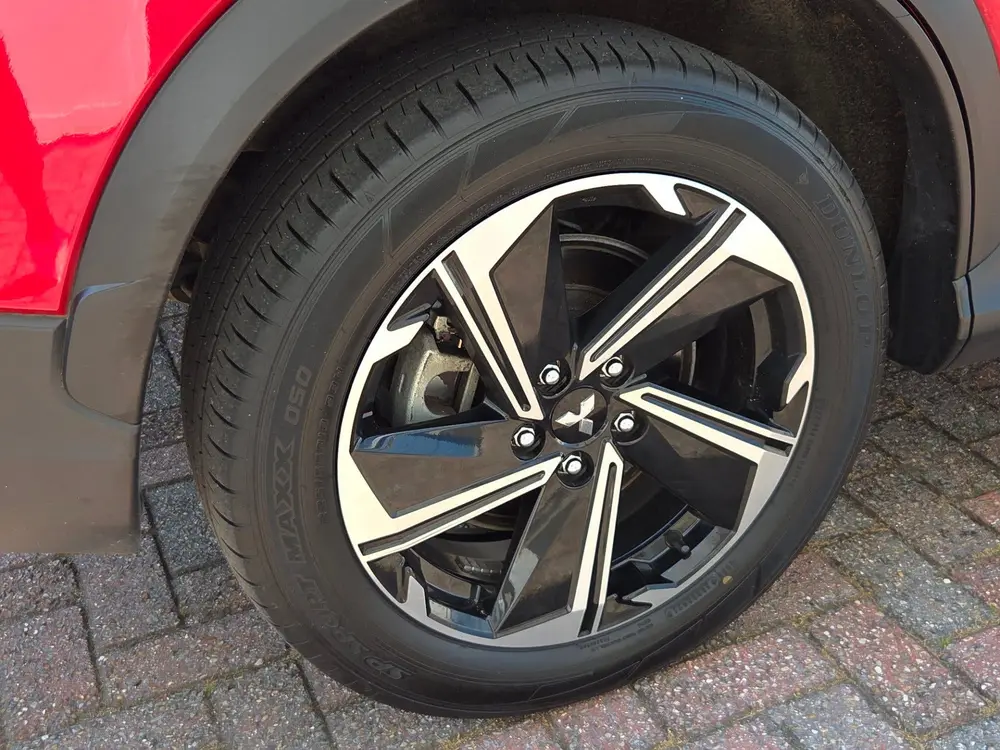 Mitsubishi Eclipse Cross 2.4 PHEV Instyle Navi uit 2021, foto 19