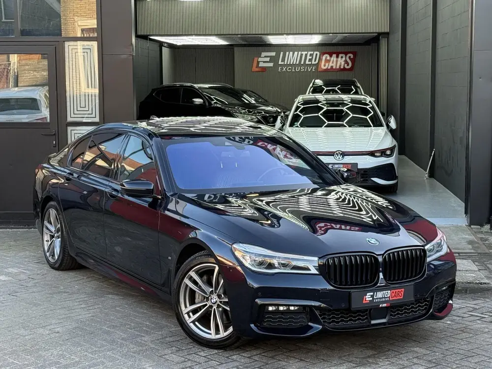 BMW 7-serie 740Le iPerformance M-PAKKET uit 2019, foto 10