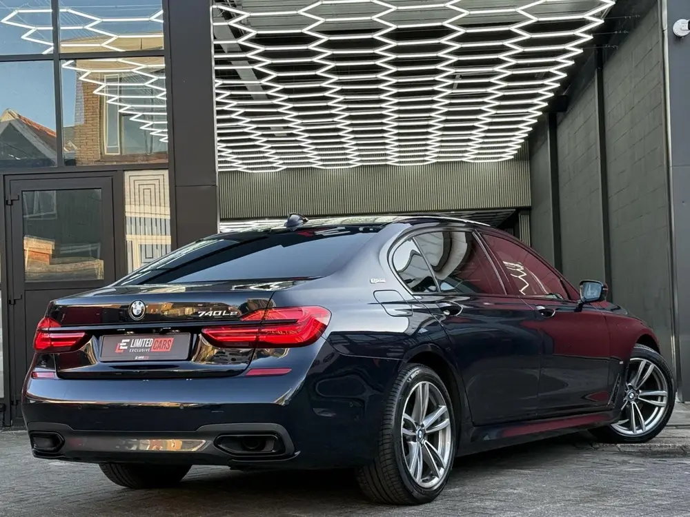 BMW 7-serie 740Le iPerformance M-PAKKET uit 2019, foto 18