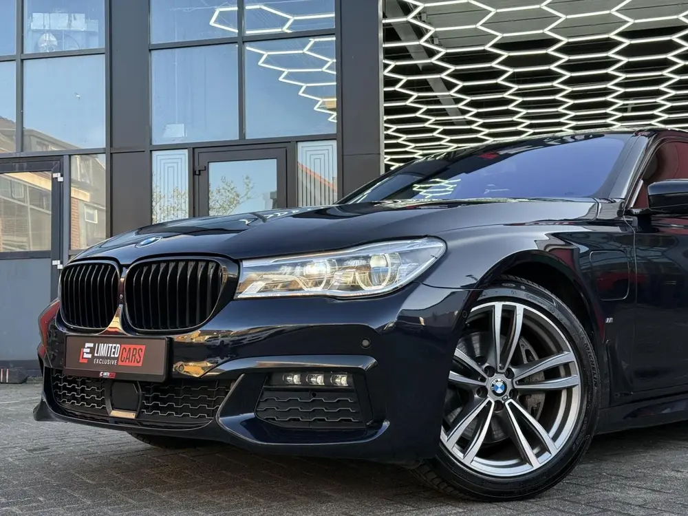 BMW 7-serie 740Le iPerformance M-PAKKET uit 2019, foto 6