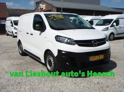 Opel Vivaro camera trekhaak navi 83544 km bj 12-2021 uit 2021