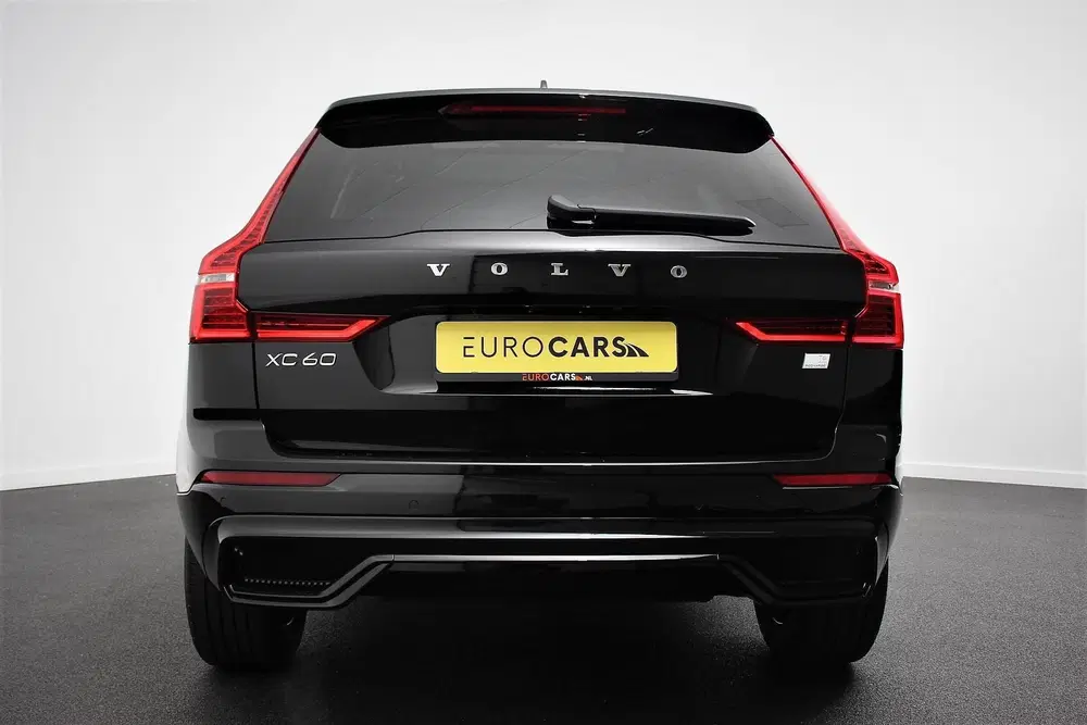 Volvo XC60 2.0 T6 398pk Plug-in hybrid AWD Plus Dark uit 2023, foto 5
