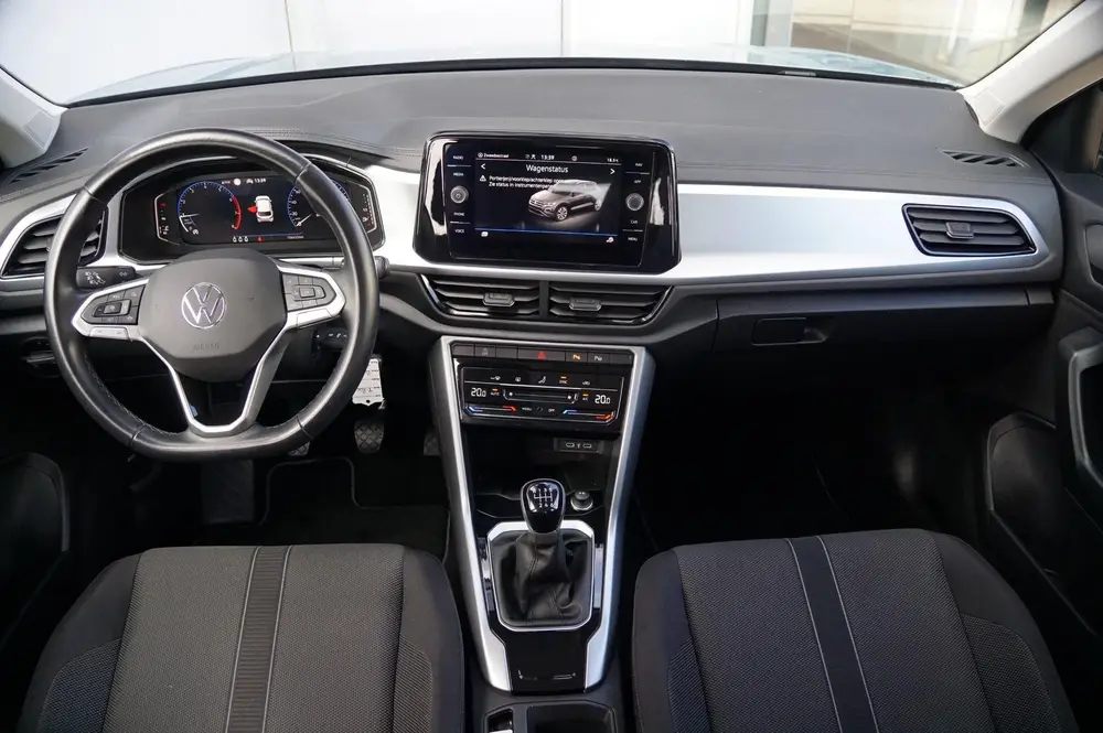 Volkswagen T-Roc 1.0 TSI 110pk Life | Trekhaak | Navigatie | uit 2023, foto 5