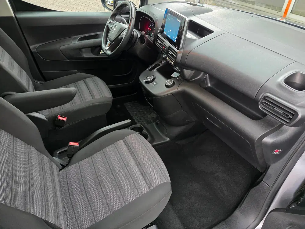 Opel Combo 1.2 Turbo L1H1 Edition Automaat 5p BJ.2020 uit 2020, foto 18