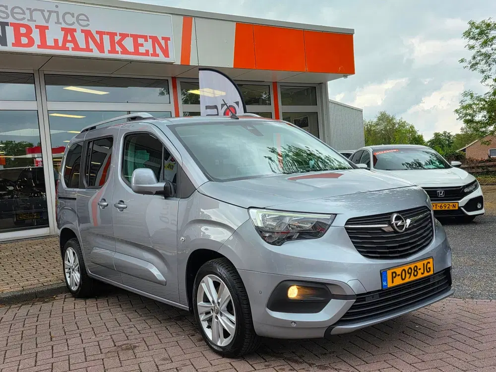 Opel Combo 1.2 Turbo L1H1 Edition Automaat 5p BJ.2020 uit 2020, foto 3