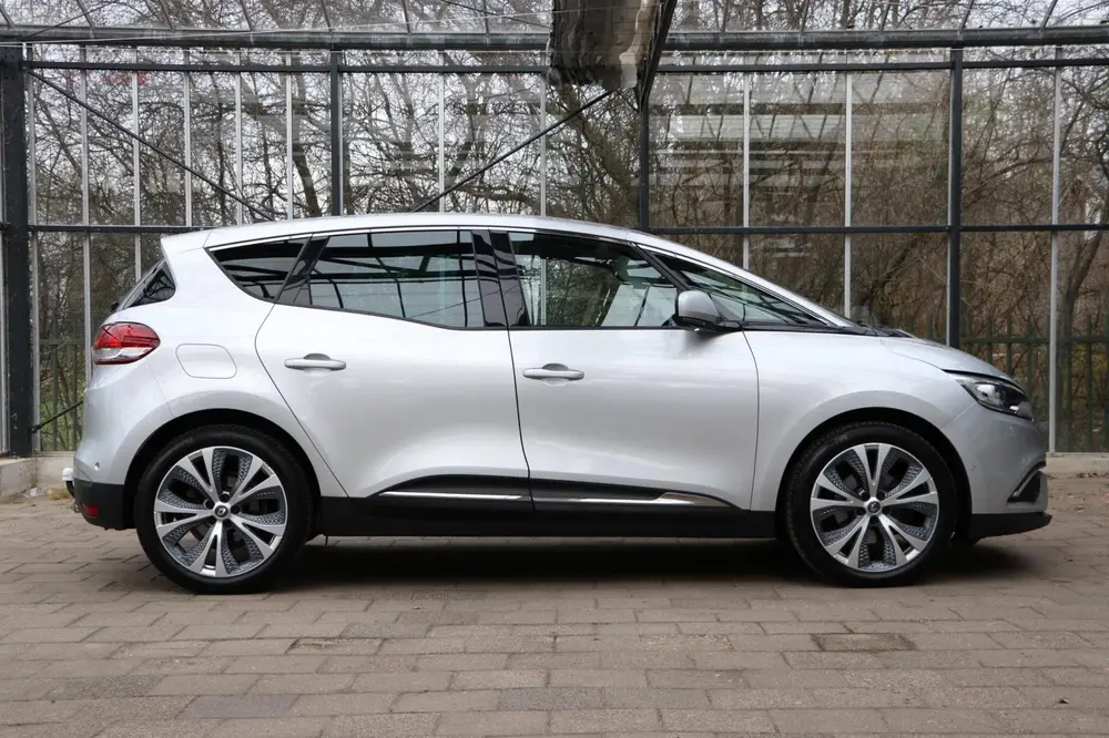 Renault Scenic Scénic 1.3 TCe Intens uit 2019, foto 2