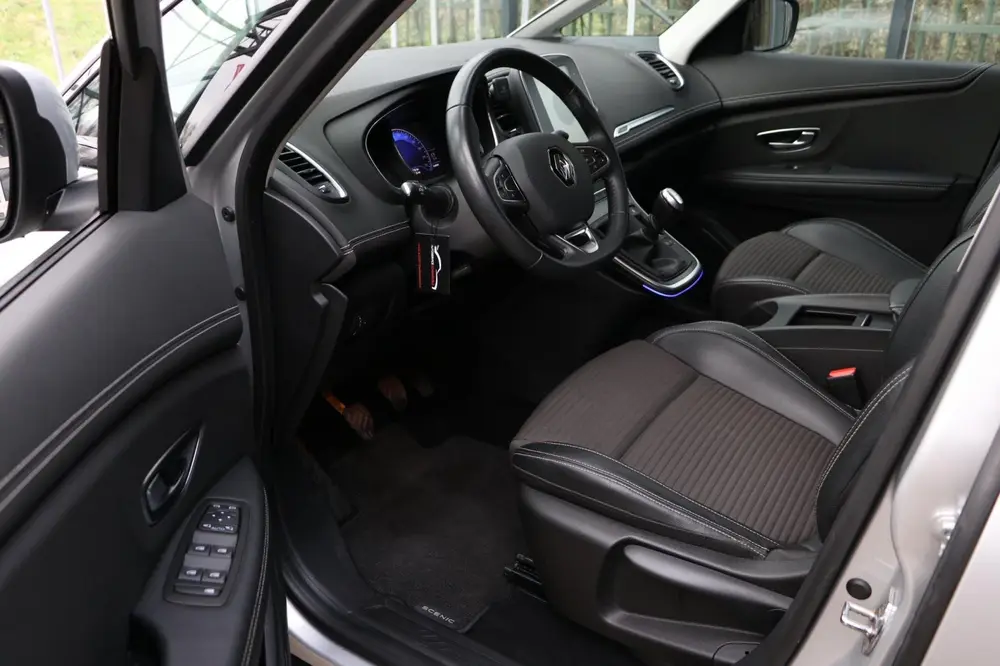 Renault Scenic Scénic 1.3 TCe Intens uit 2019, foto 8