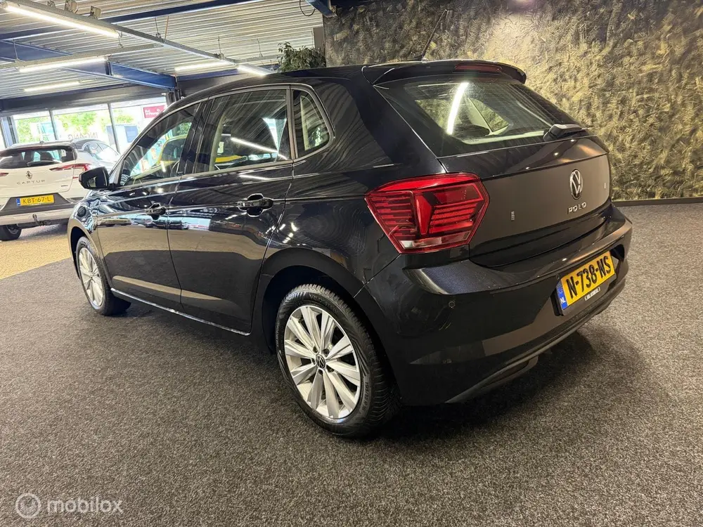 Volkswagen Polo 1.0 Comfortline-NAV-CARPLAY-PDC-LM VELGEN-21 uit 2021, foto 2