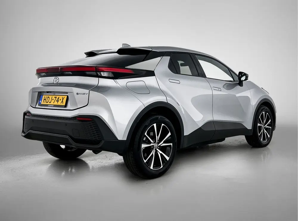 Toyota C-Hr 2.0 Plug-in Hybrid 220 Dynamic uit 2025, foto 2