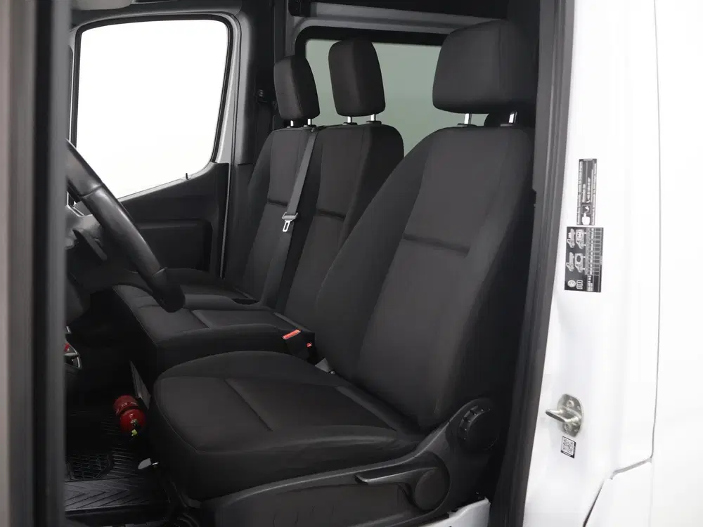 Mercedes-Benz Sprinter 317 CDI uit 2024, foto 8