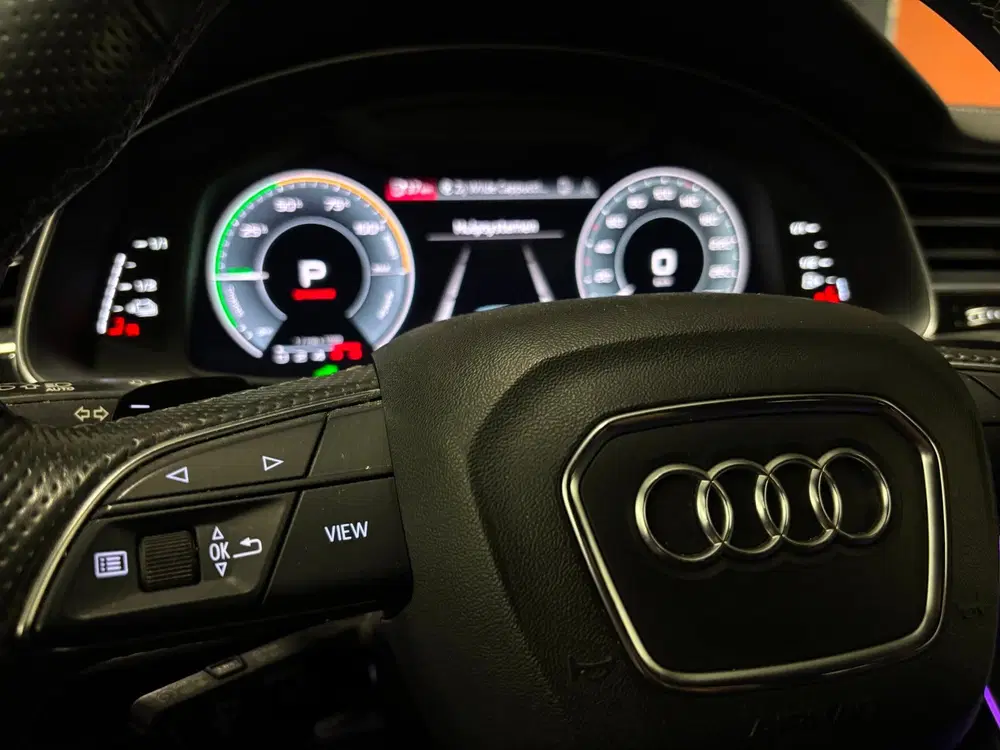 Audi Q8 55 TFSI e quattro Pro Line S uit 2022, foto 13