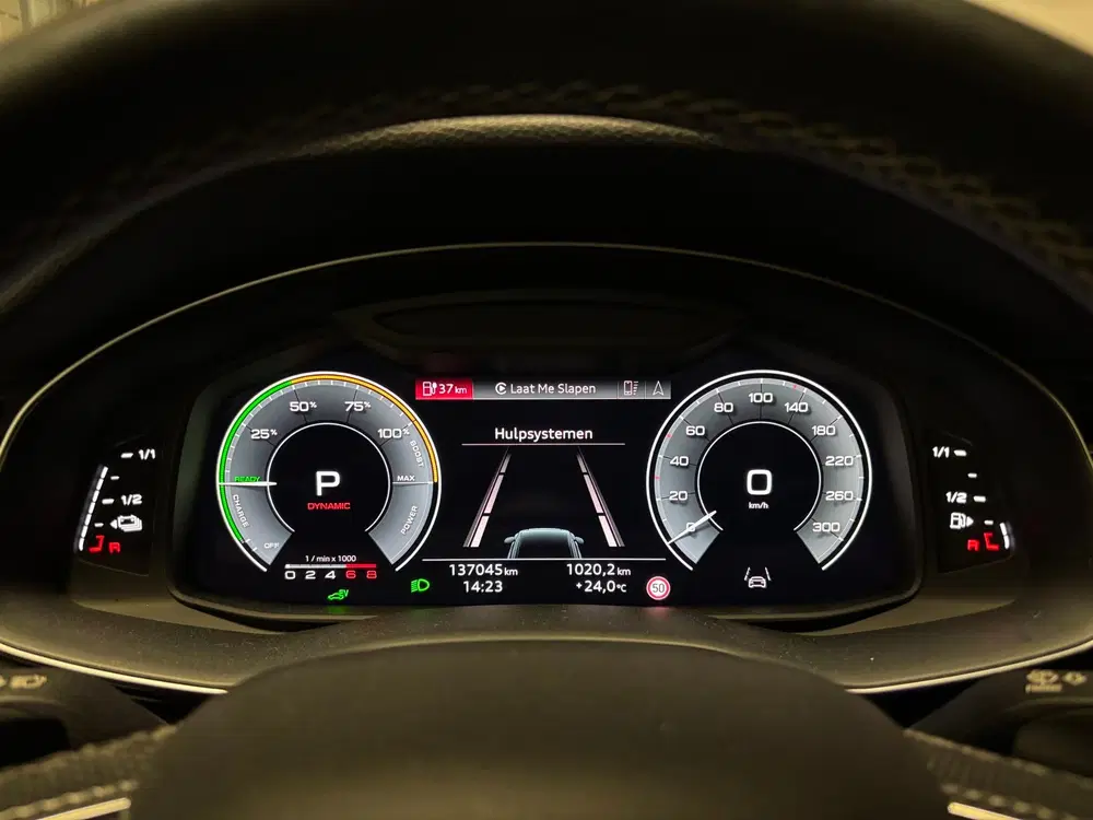 Audi Q8 55 TFSI e quattro Pro Line S uit 2022, foto 17