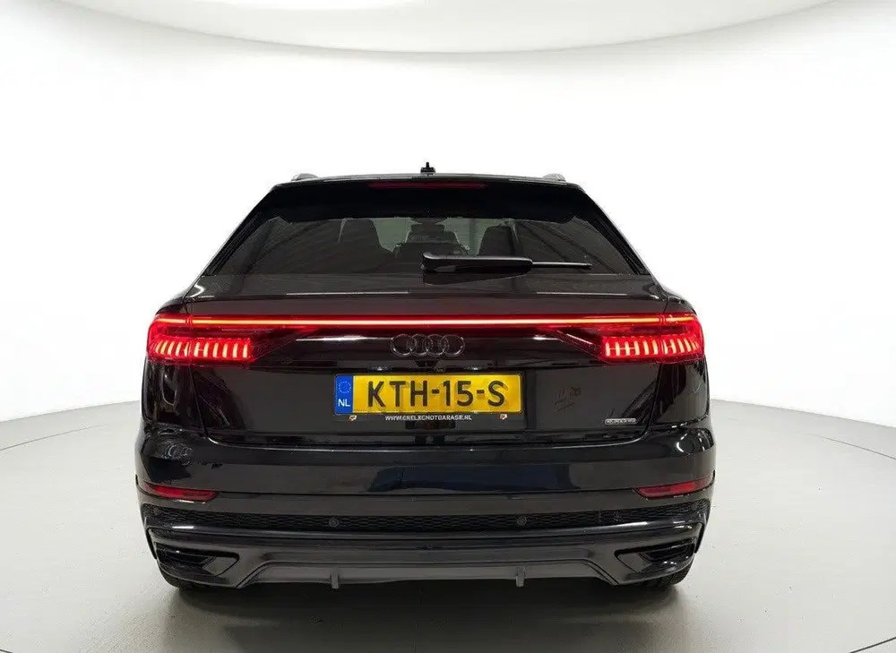 Audi Q8 55 TFSI e quattro Pro Line S uit 2022, foto 6
