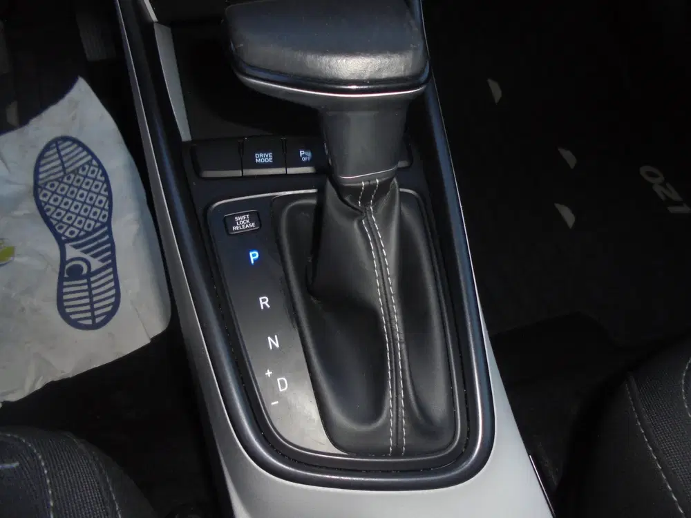 Hyundai i20 Hyundai i20 1.0 Benzine Hybrid automaat ai uit 2021, foto 15