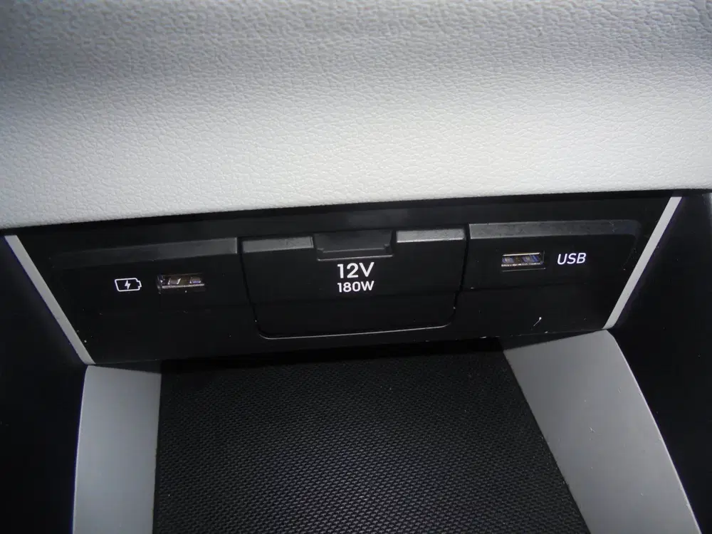 Hyundai i20 Hyundai i20 1.0 Benzine Hybrid automaat ai uit 2021, foto 17