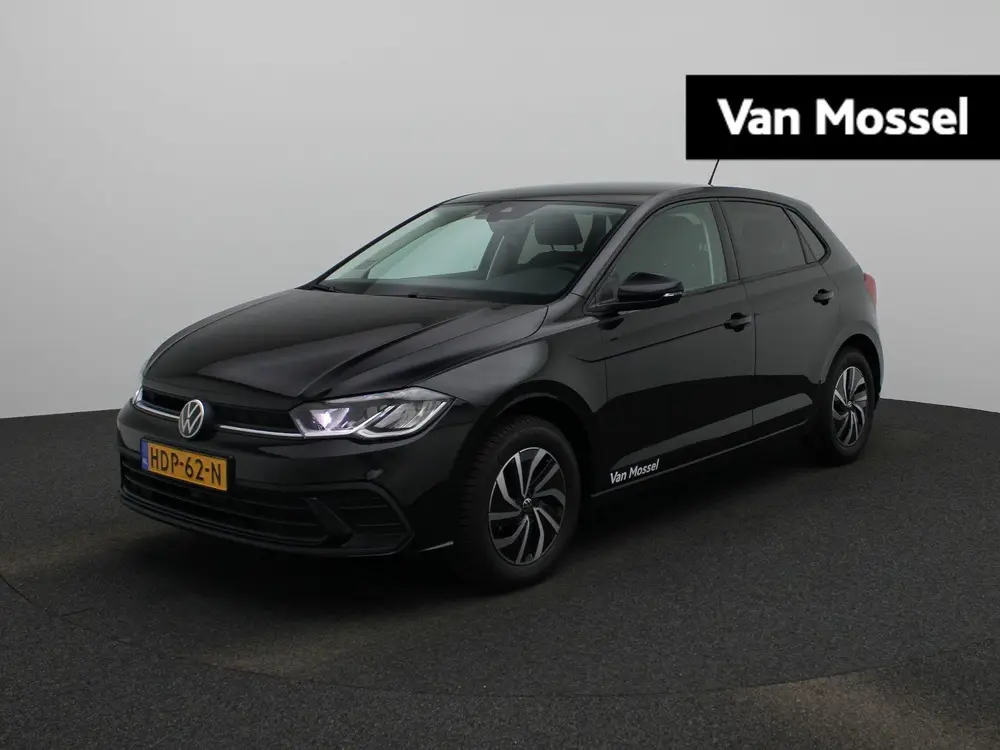 Volkswagen Polo 1.0 TSI Life Edition 95 PK | Navigatie | Air uit 2025