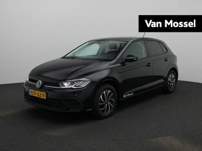 Volkswagen Polo 1.0 TSI Life Edition 95 PK | Navigatie | Air uit 2025