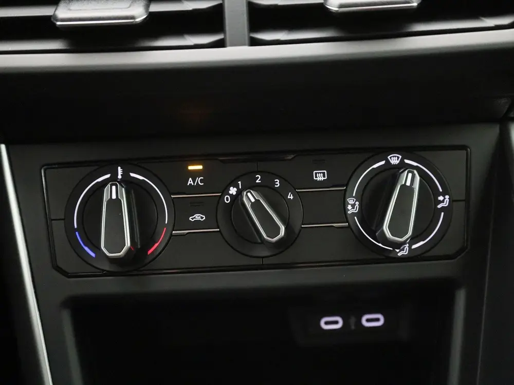 Volkswagen Polo 1.0 TSI Life Edition 95 PK | Navigatie | Air uit 2025, foto 17