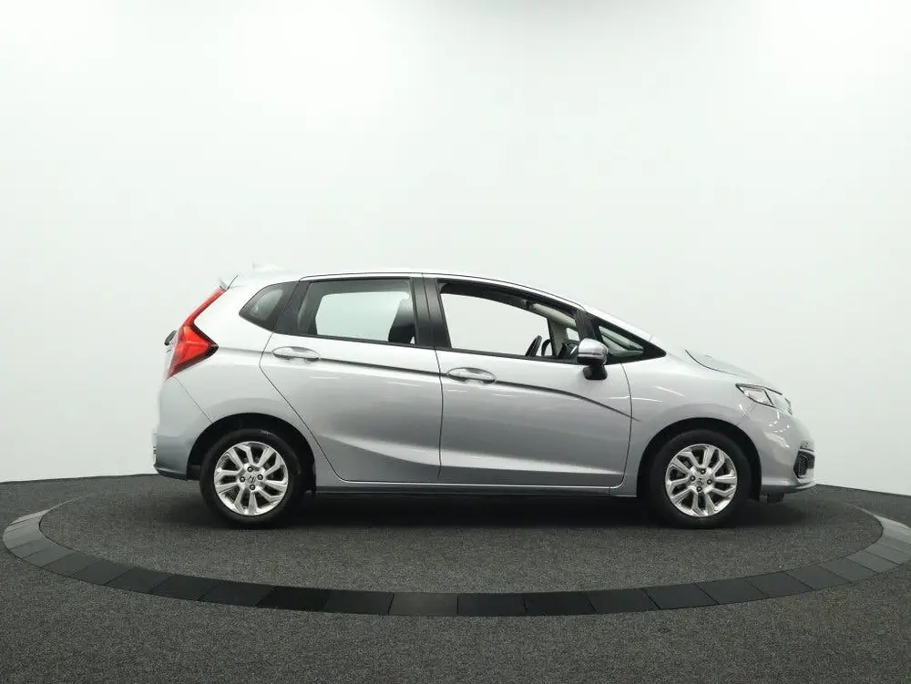 Honda Jazz 1.3 i-VTEC Comfort | Navigatie | Cruise control | uit 2019, foto 14