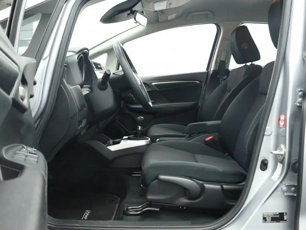 Honda Jazz 1.3 i-VTEC Comfort | Navigatie | Cruise control | uit 2019, foto 17