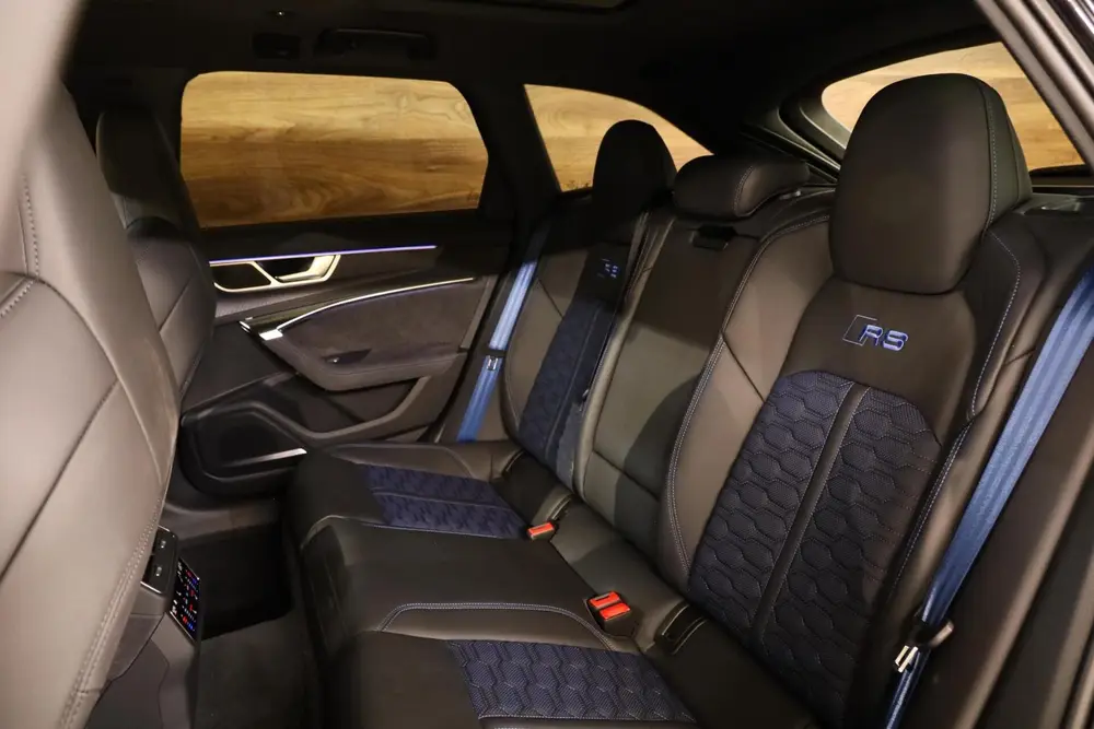 Audi RS6 uit 2025, foto 11