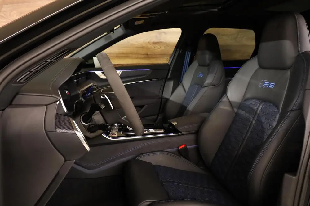 Audi RS6 uit 2025, foto 7
