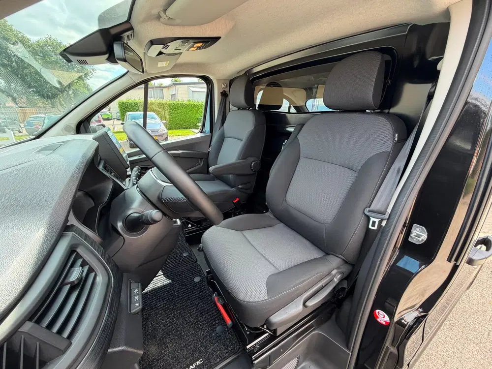 Renault Trafic 2.0 Blue dCi 130 L1H1 Advance uit 2024, foto 14