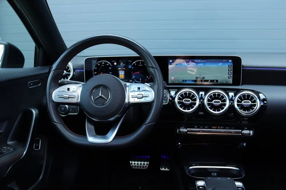 Mercedes-Benz A-Klasse A-Klasse A 250 A250 4Matic AMG Line s uit 2019, foto 16