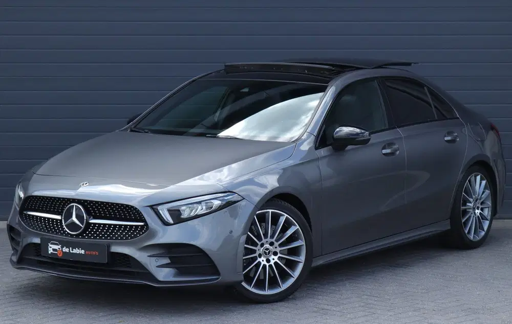 Mercedes-Benz A-Klasse A-Klasse A 250 A250 4Matic AMG Line s uit 2019, foto 2