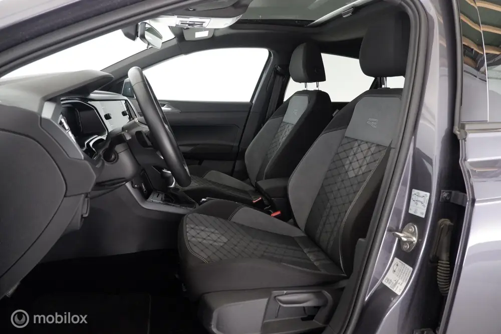 Volkswagen Taigo 1.0 TSI Automaat R-Line panorama|IQ|led|dab uit 2025, foto 5