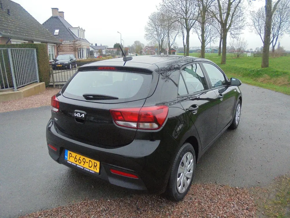 Kia Rio Kia Rio 1.0 benzine Comfortline airco 75.0 uit 2022, foto 3