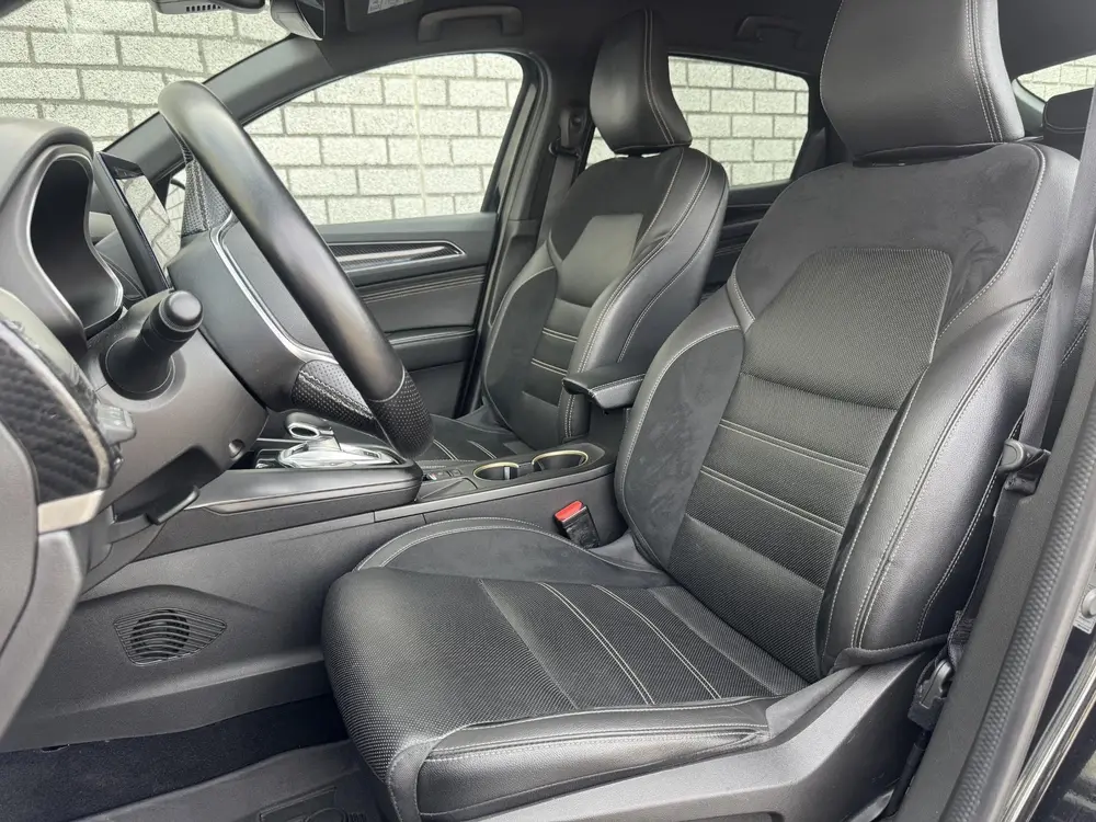 Renault Arkana 1.6 E-Tech hybrid 145 E-Tech Engineered uit 2023, foto 7