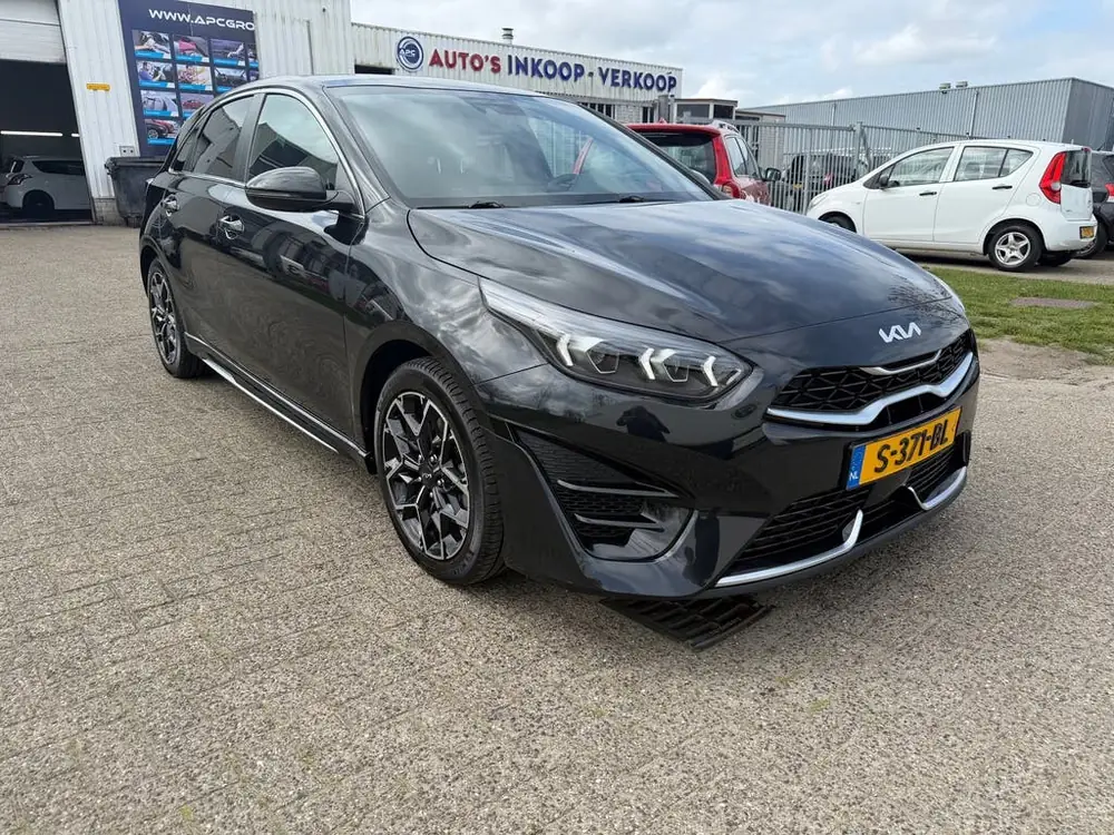 Kia (Pro) Cee D Ceed 1.0 T-GDi GT-Line | PANO | Full Opties uit 2023, foto 2