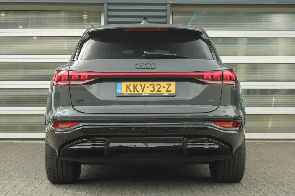 Audi Q6 e-tron 388pk quattro S edition 100kWh uit 2025, foto 11