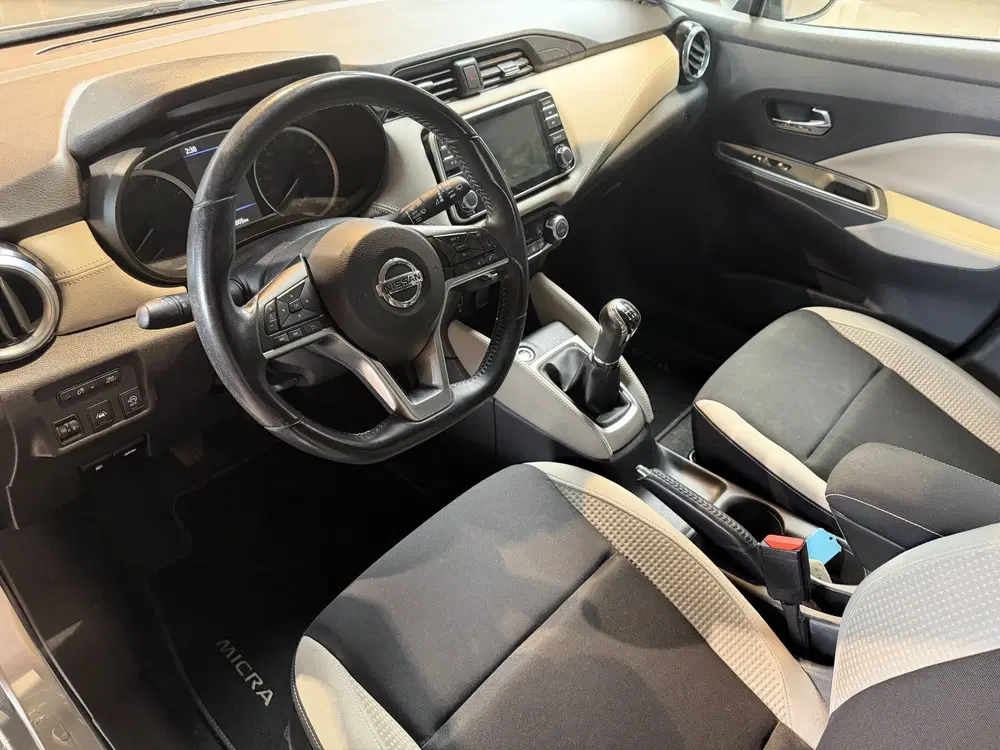 Nissan Micra 1.0 IG-T Tekna achteruitrijcamera uit 2020, foto 12