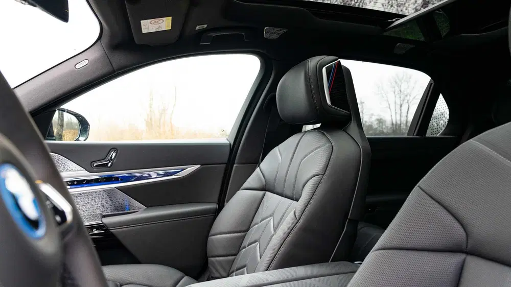 BMW i7 xDrive60 Privilege Edition uit 2025, foto 17