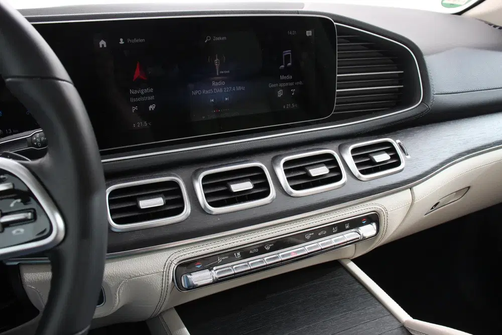 Mercedes-Benz GLE 350 e AMG 4-MATIC Leder adaptive Cr uit 2022, foto 17
