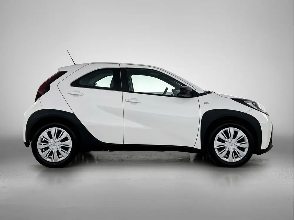 Toyota Aygo X 1.0 VVT-i MT Play uit 2025, foto 12