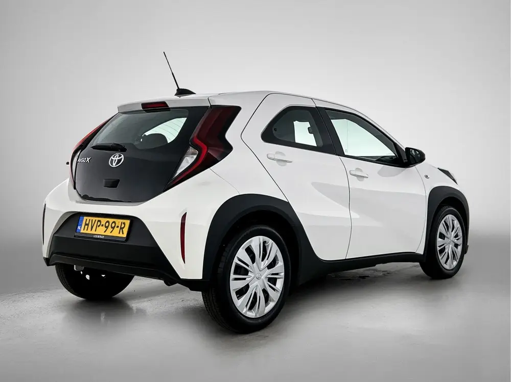 Toyota Aygo X 1.0 VVT-i MT Play uit 2025, foto 2