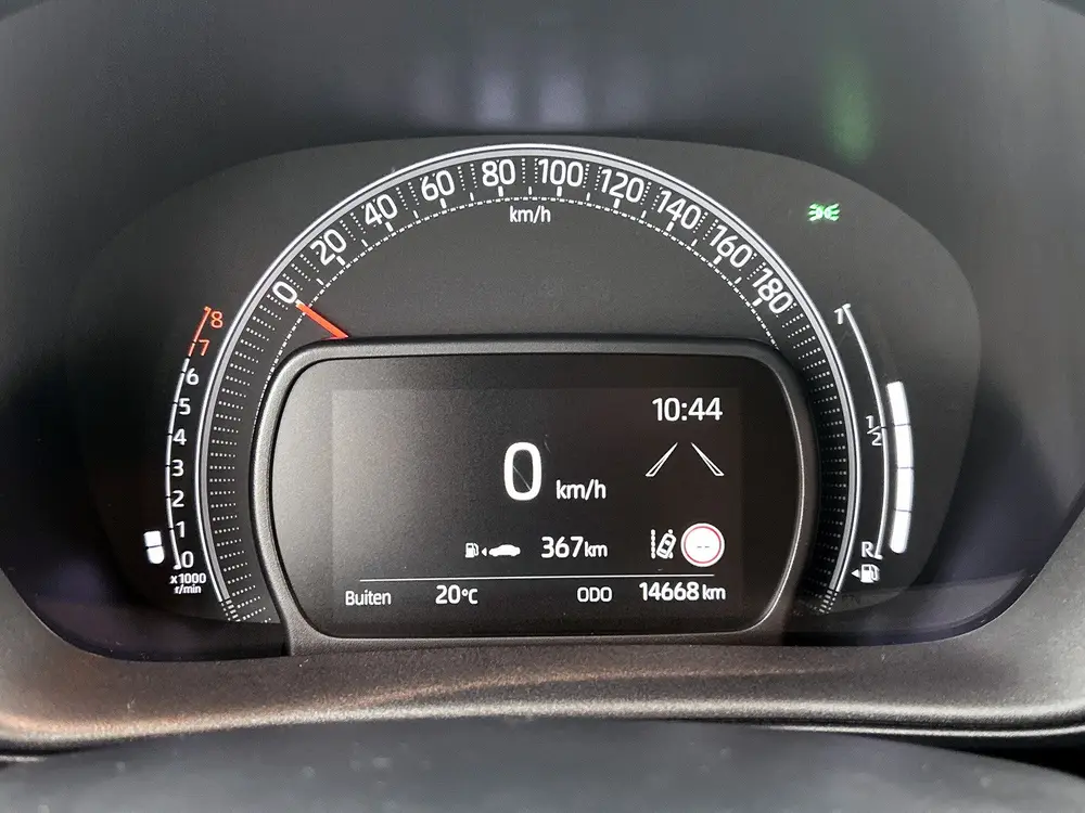 Toyota Aygo X 1.0 VVT-i MT Play uit 2025, foto 5