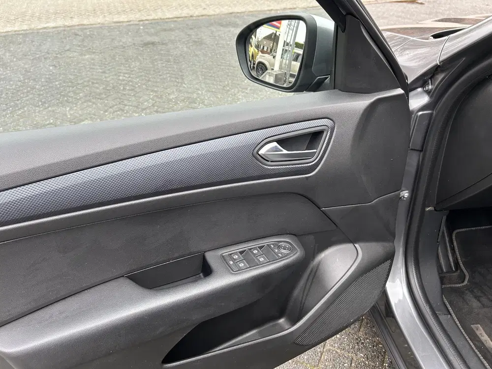 Renault Arkana 1.6 E-Tech Hybrid 145 Zen uit 2022, foto 13
