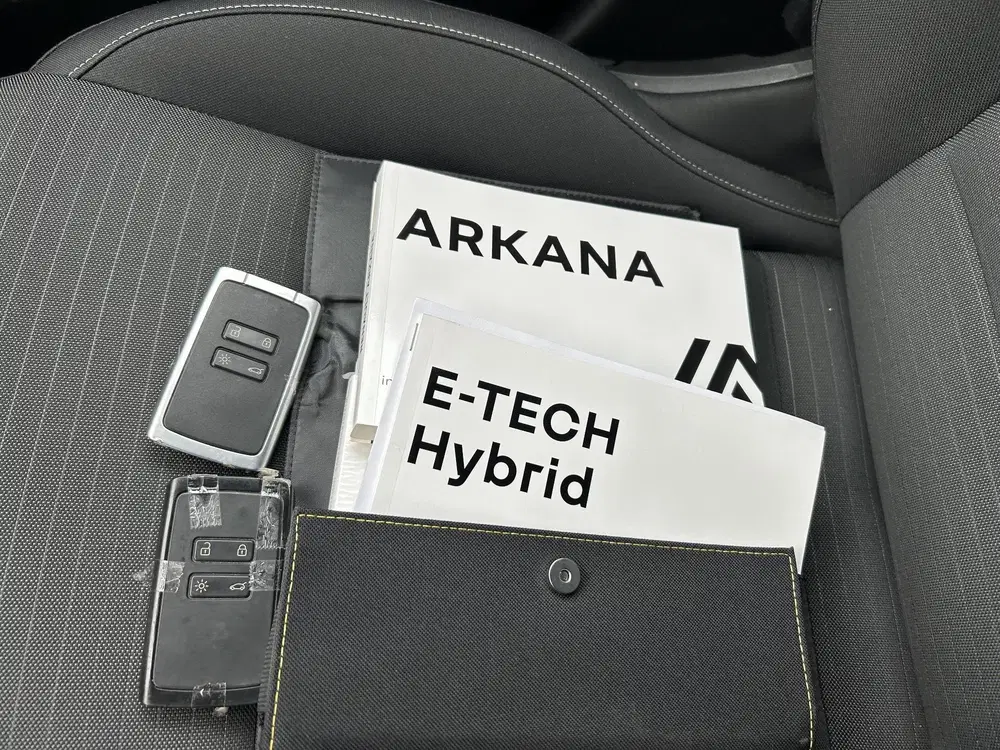 Renault Arkana 1.6 E-Tech Hybrid 145 Zen uit 2022, foto 15
