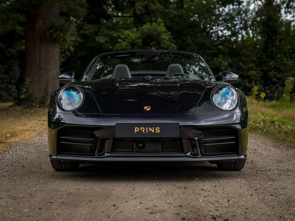 Porsche 911 992-2 Carrera SportDesign uit 2024, foto 2
