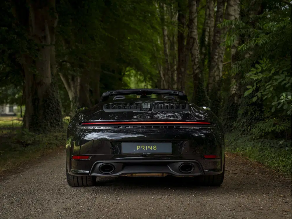 Porsche 911 992-2 Carrera SportDesign uit 2024, foto 5