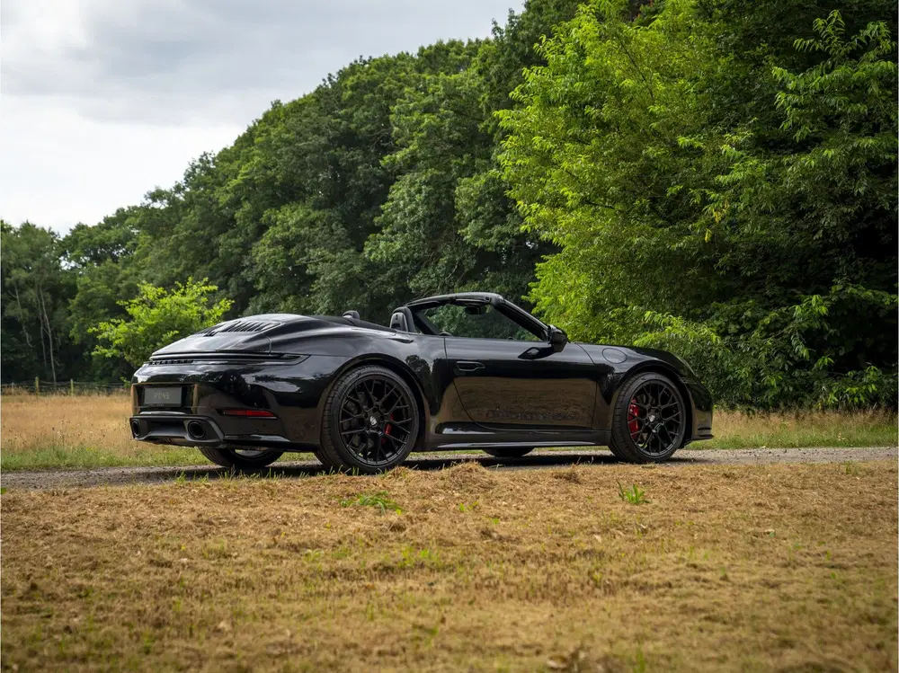 Porsche 911 992-2 Carrera SportDesign uit 2024, foto 6